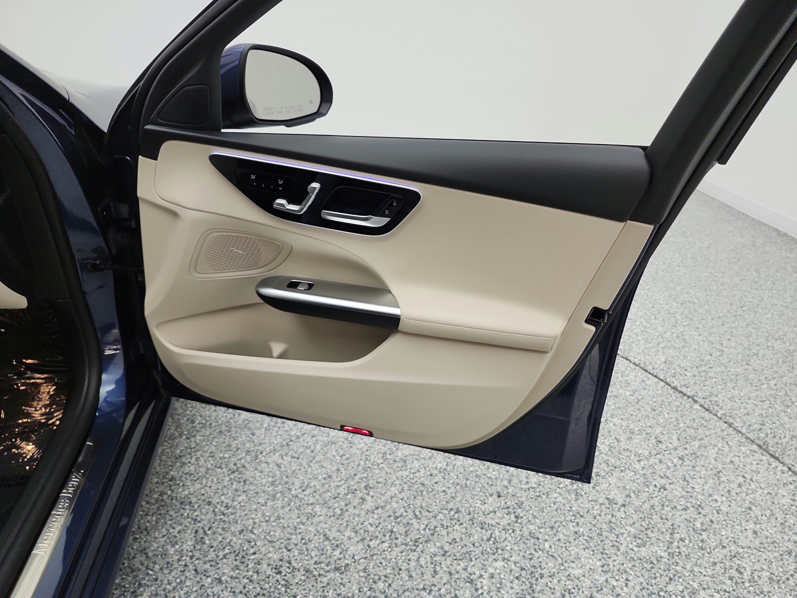 Used 2024 Twilight Blue Metallic Mercedes-Benz C 300 Sedan image 21