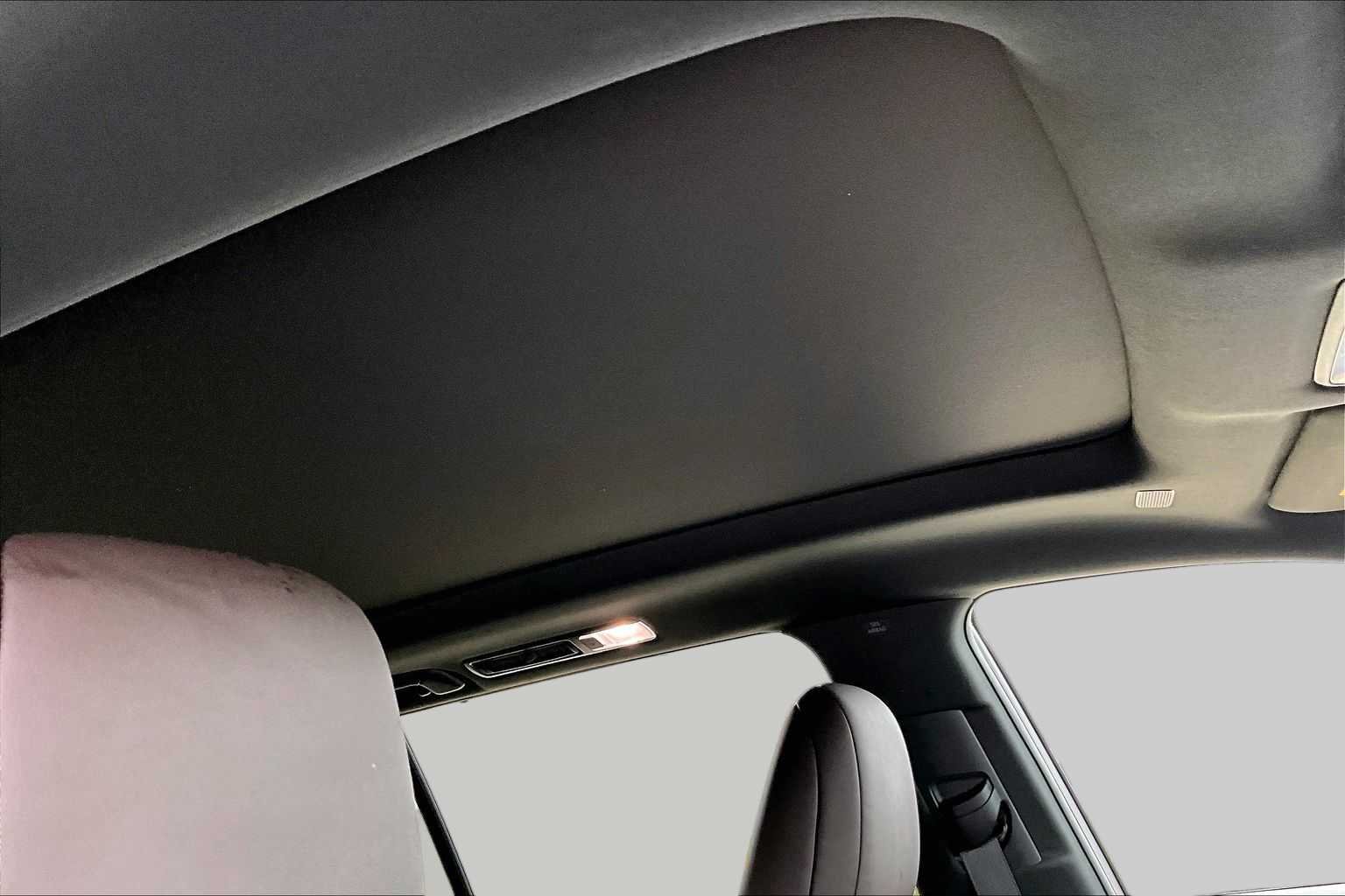 Certified Used 2025 Wind Chill Pearl Lexus Premium image 14