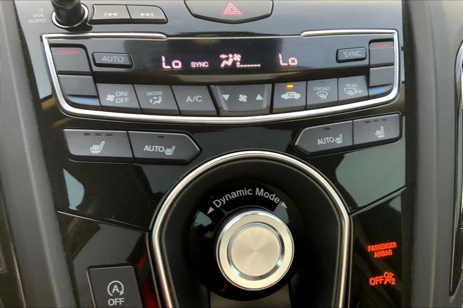 Used 2020 Majestic Black Pearl Acura w/Technology Pkg image 32