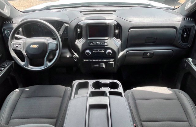 Used 2025 White Chevrolet Custom image 15