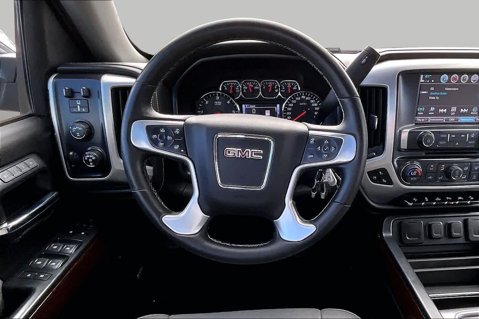 Used 2018 Onyx Black GMC SLT image 6