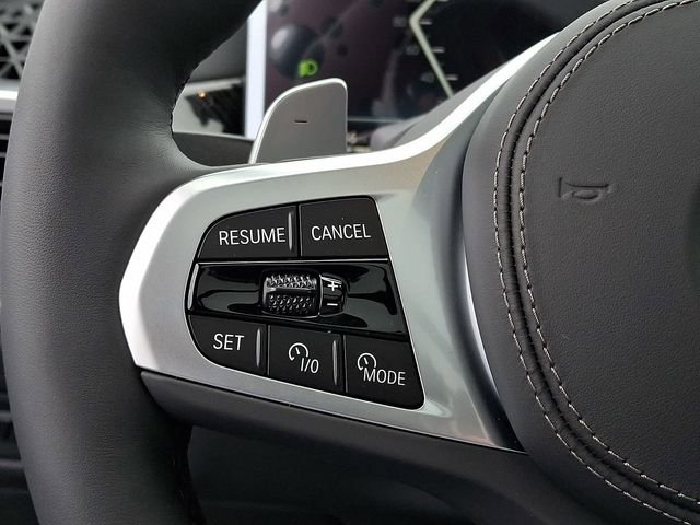 New 2026 Black Sapphire Metallic BMW xDrive40i image 17
