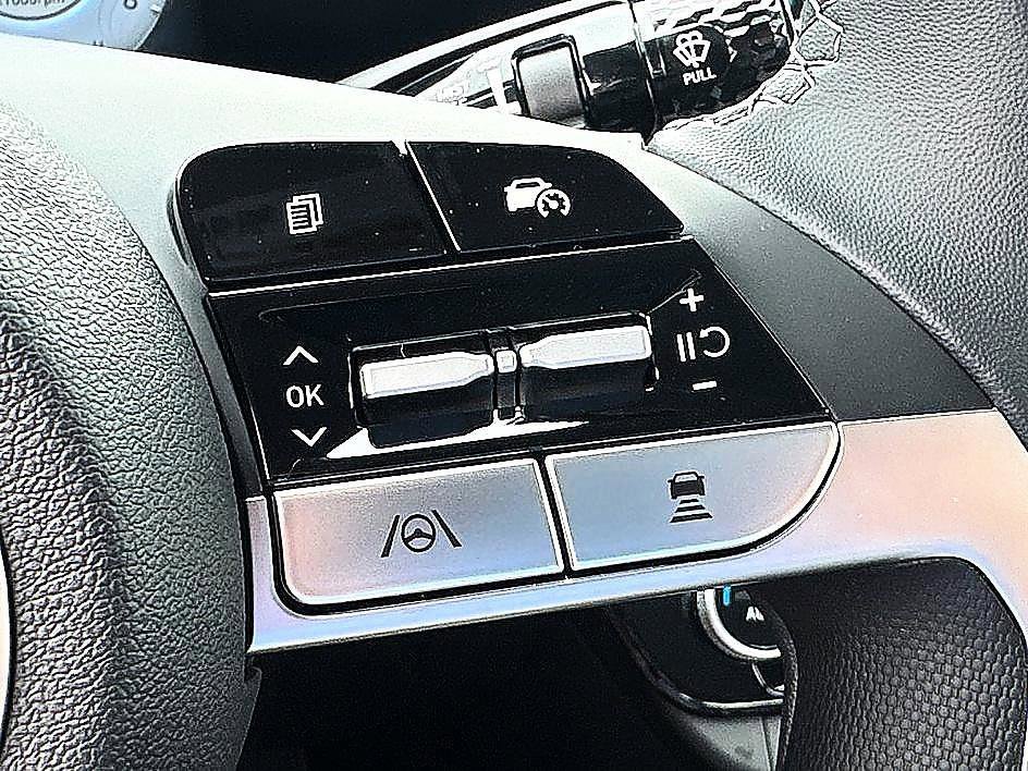 New 2026 Abyss Black Hyundai Limited image 11