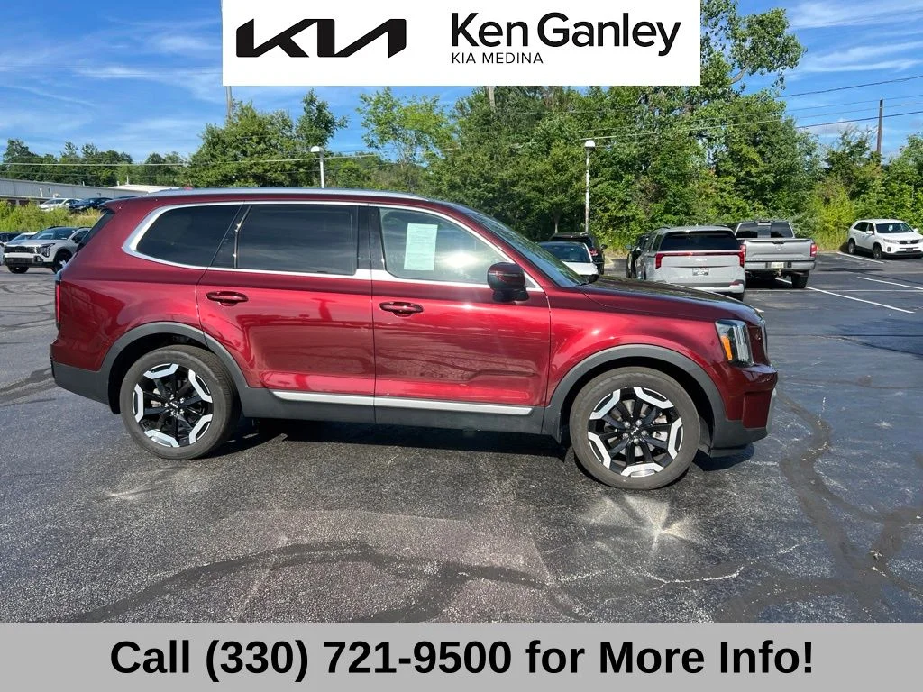 Certified Used 2024 Red Kia EX image 5