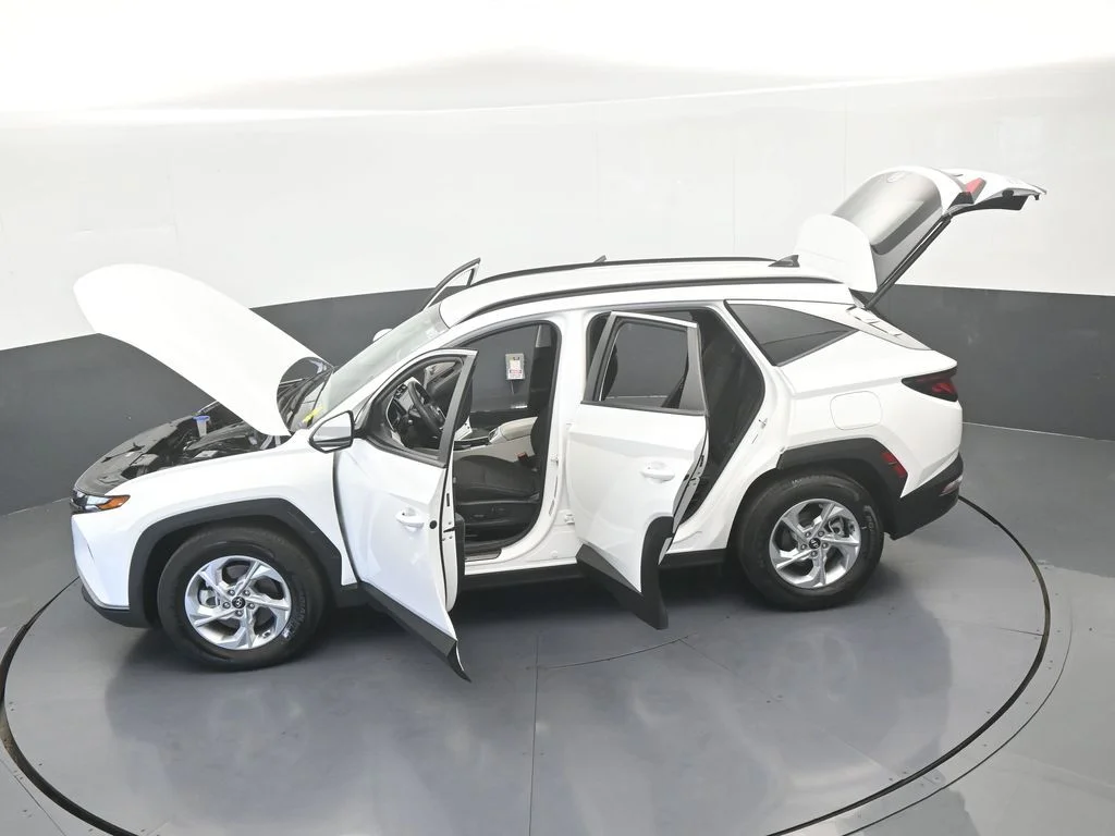 Used 2024 White Pearl Hyundai SEL image 63