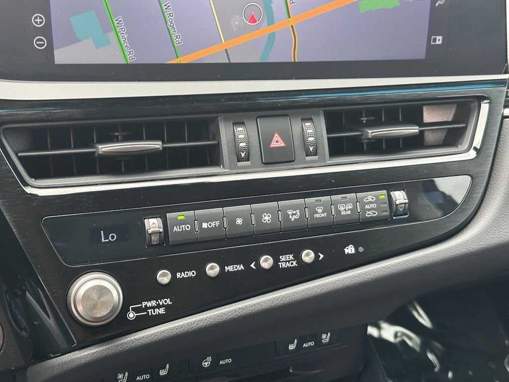 Used 2022 Gray Lexus 300h image 5