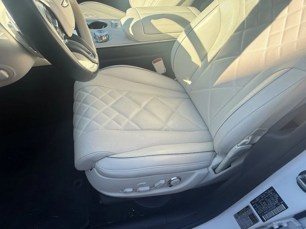 Used 2025 White Genesis 3.5T Prestige image 21