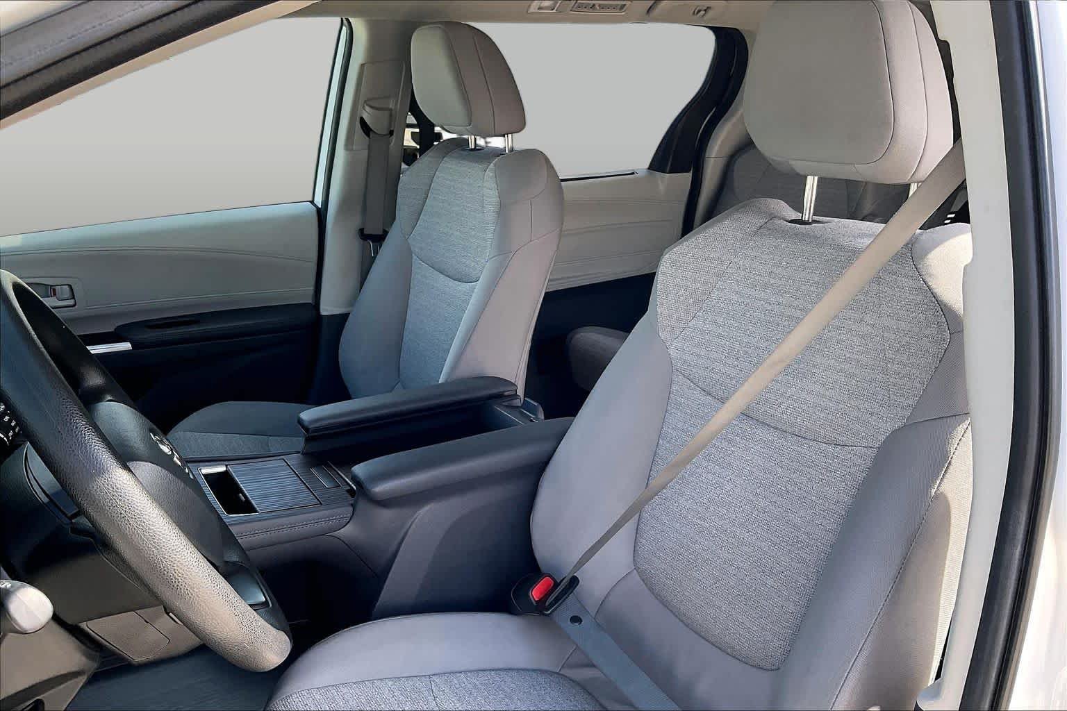 Used 2024 Ice Cap Toyota LE image 8