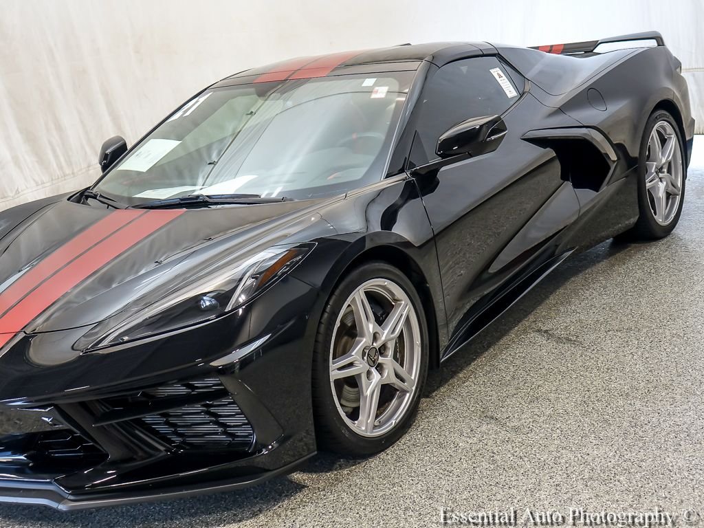 Used 2021 Black Chevrolet Stingray image 4