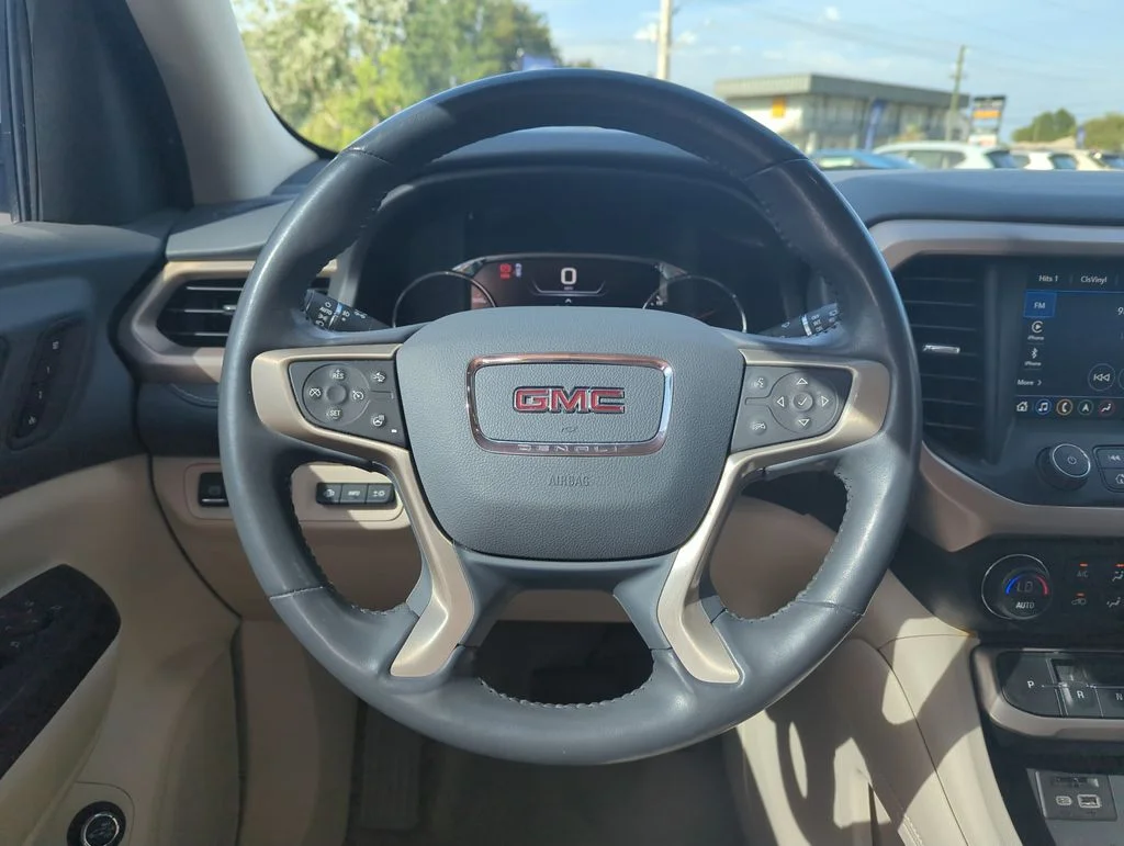 Used 2021 White GMC Denali image 17