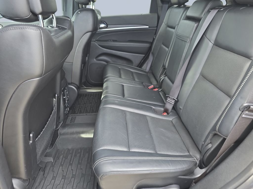Used 2021 Granite Crystal Metallic Clearcoat Jeep Limited image 30