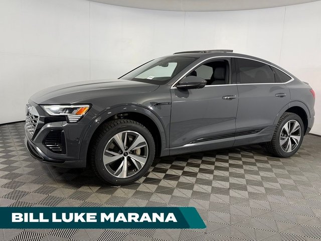 2024 Audi Q8 Sportback e-tron Prestige