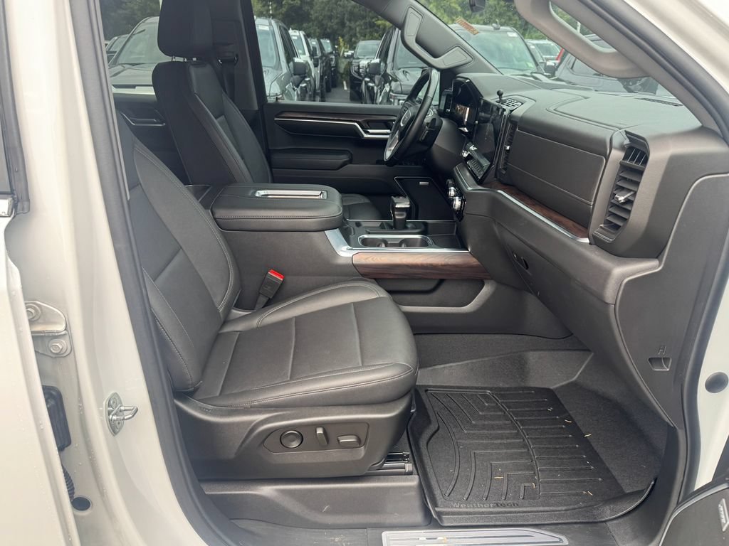 Used 2022 Summit White GMC SLT image 30