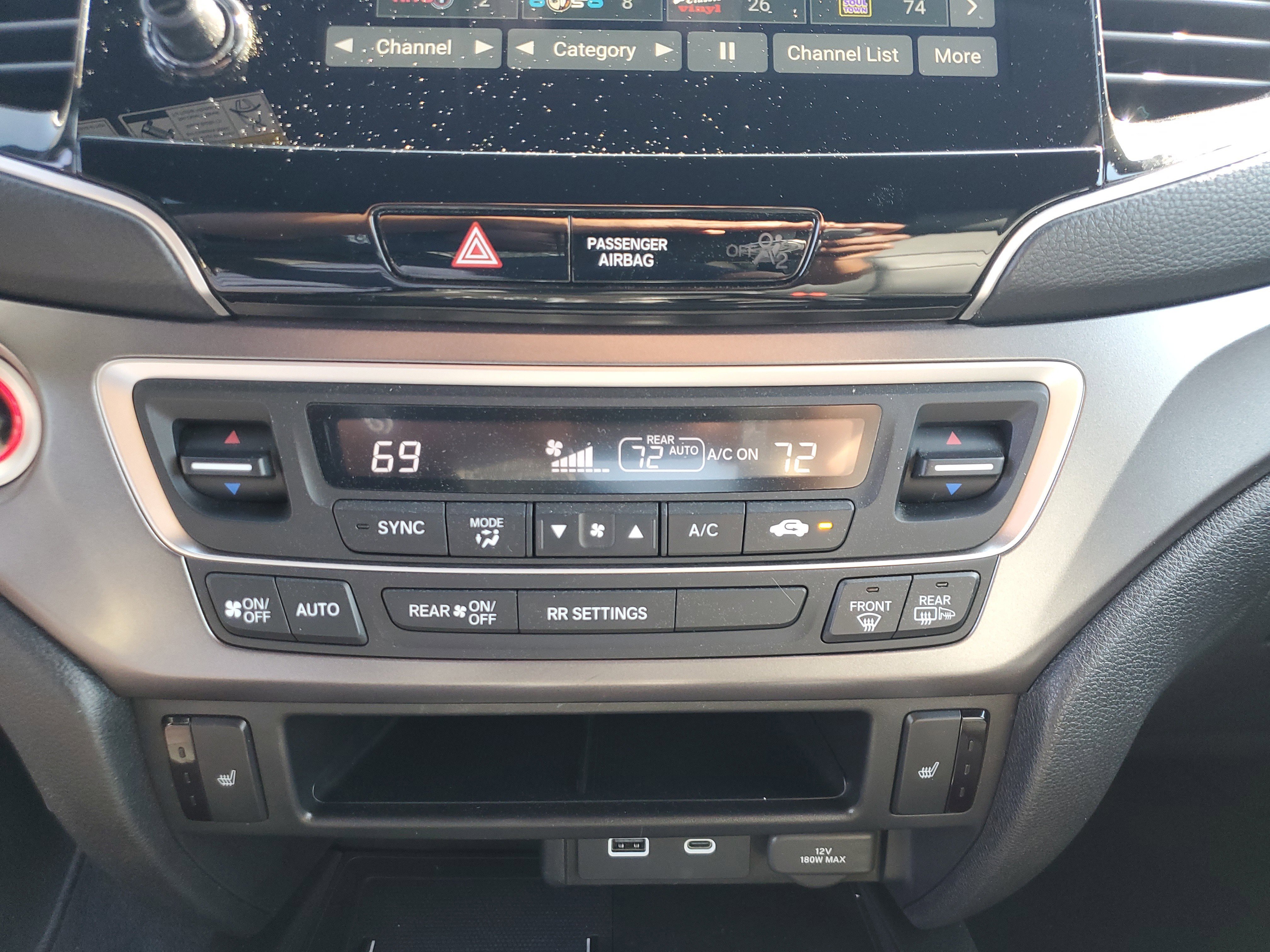 Used 2024 Black Honda EX-L image 20