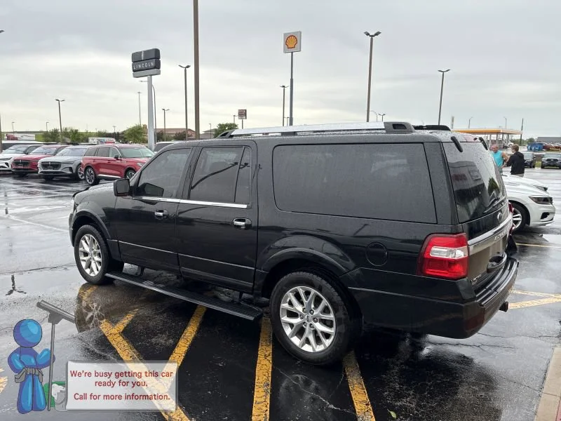 Used 2017 Shadow Black Ford Limited image 3