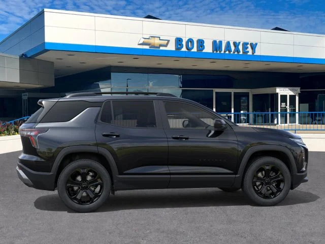 New 2027 Mosaic Black Metallic Chevrolet LT image 5