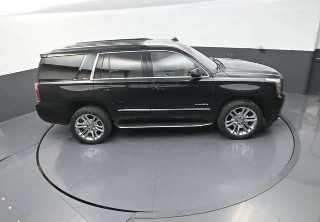 Used 2020 Black GMC SLT image 19