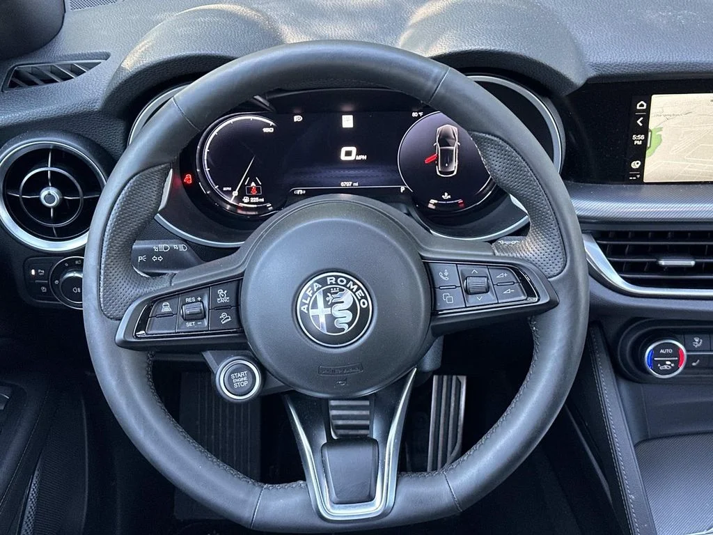 Used 2025 Moonlight Gray Alfa Romeo Veloce image 20