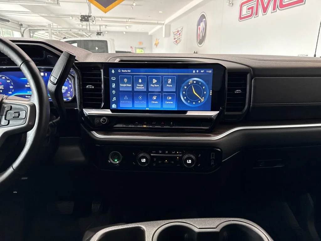 Certified Used 2022 Summit White Chevrolet LT (2FL) image 19