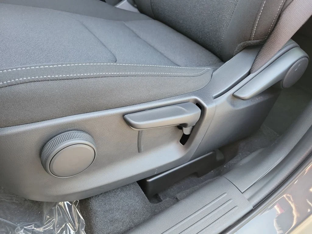 New 2026 Machine Gray Metallic Mazda 2.5 S AWD image 15