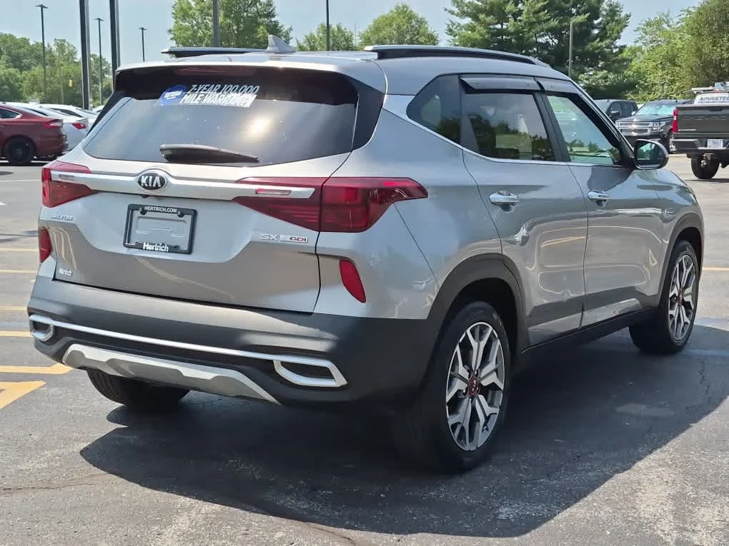 Used 2021 Steel Gray Kia SX image 3
