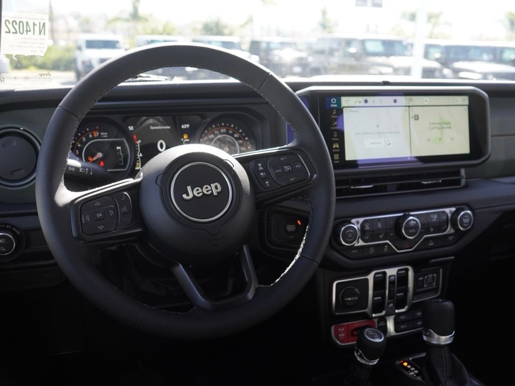 New 2026 Granite Crystal Metallic Clear-Coat Exterior Paint Jeep Mojave image 25