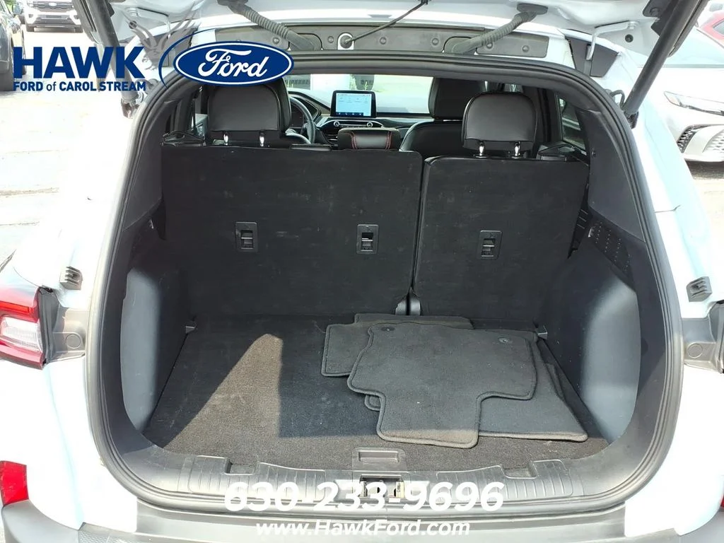 Used 2025 Silver Metallic Ford ST-Line Select image 31