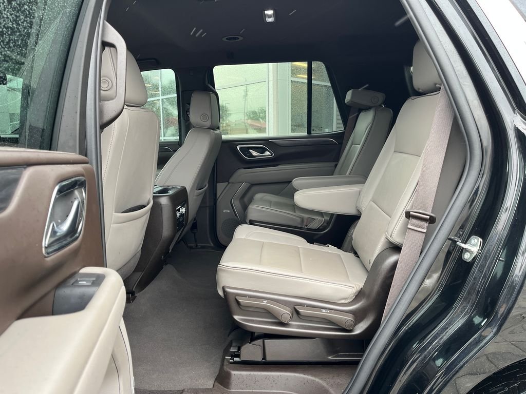 Used 2023 Onyx Black GMC SLT image 12
