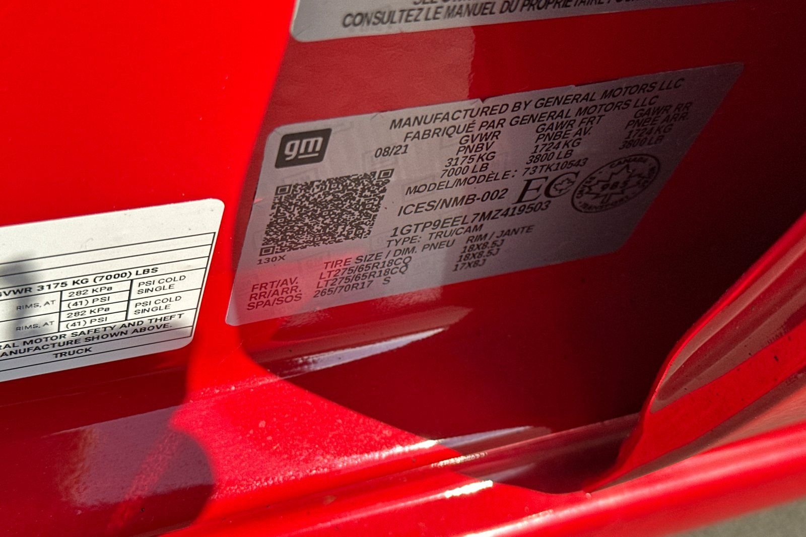 Used 2021 Red GMC AT4 image 32