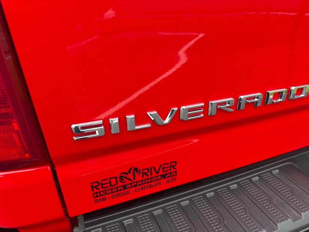 2025 Chevrolet Silverado 2500HD Custom - Photo 13