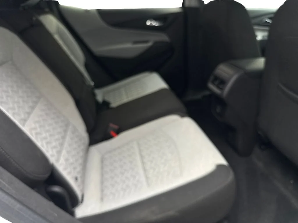 Used 2024 White Chevrolet LT image 40