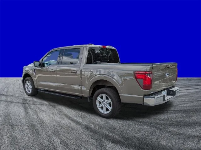 New 2026 Marsh Gray Ford XLT image 6