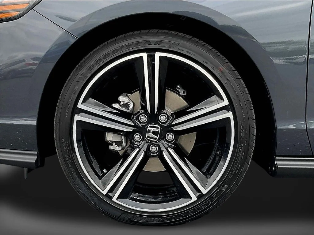 New 2026 Meteorite Gray Metallic Honda SE image 34