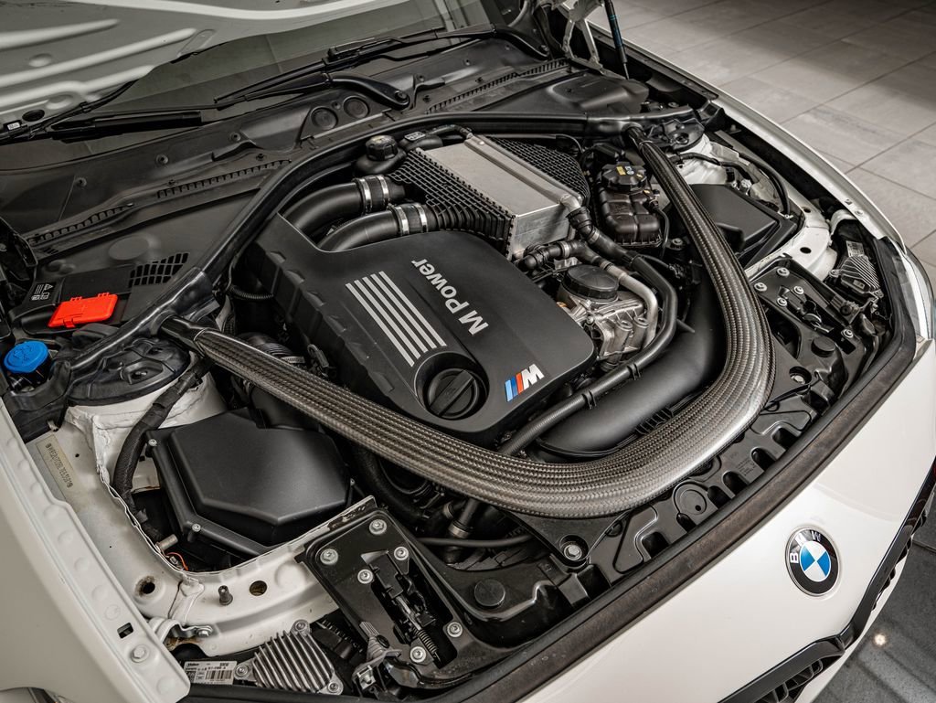 Used 2020 Alpine White BMW Competition image 48