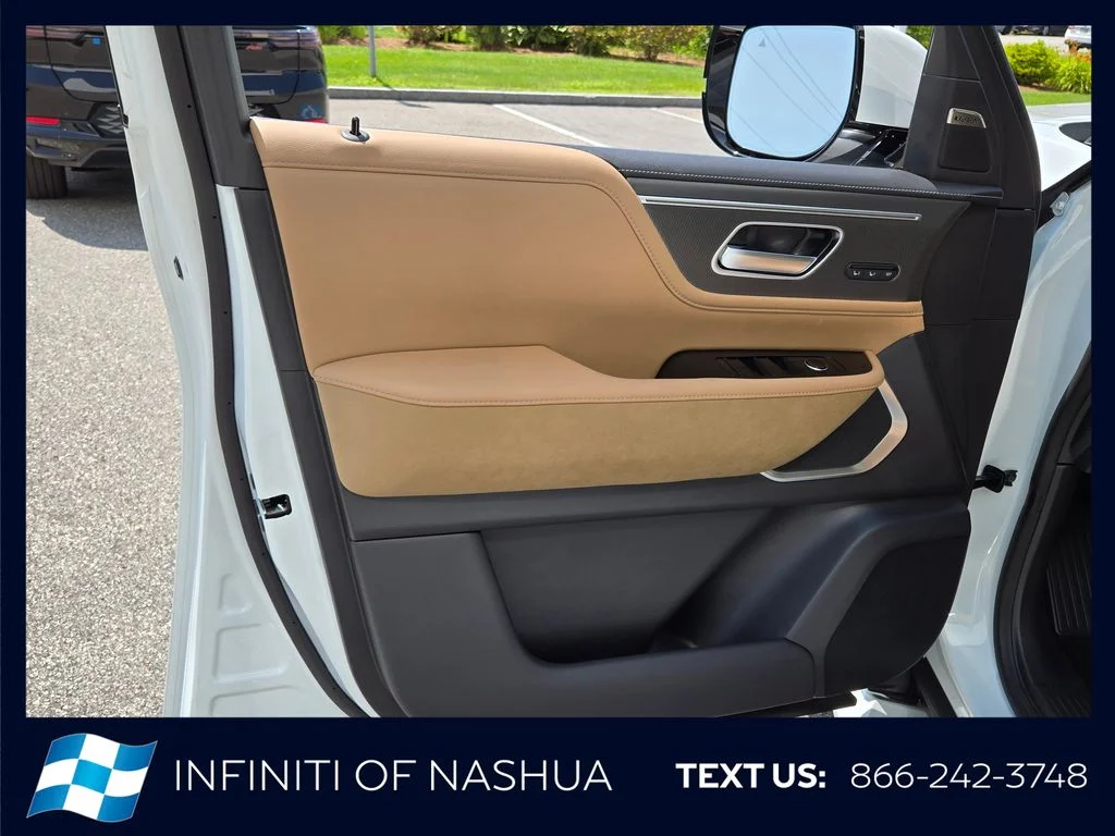 New 2027 RADIANT WHITE INFINITI Luxe 4WD image 8