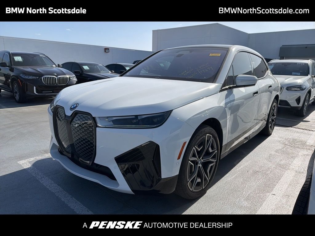 2024 BMW iX xDrive50's photo