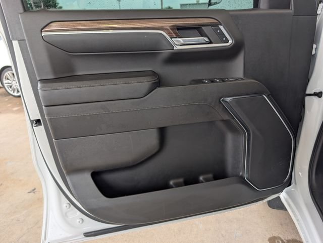 Used 2023 Summit White Chevrolet RST image 15