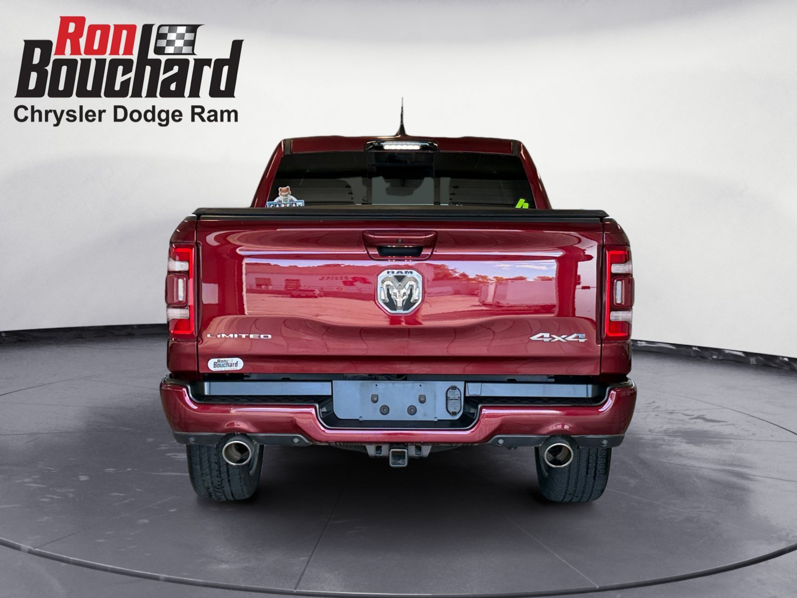 Used 2024 Delmonico Red Pearlcoat Ram Limited image 3