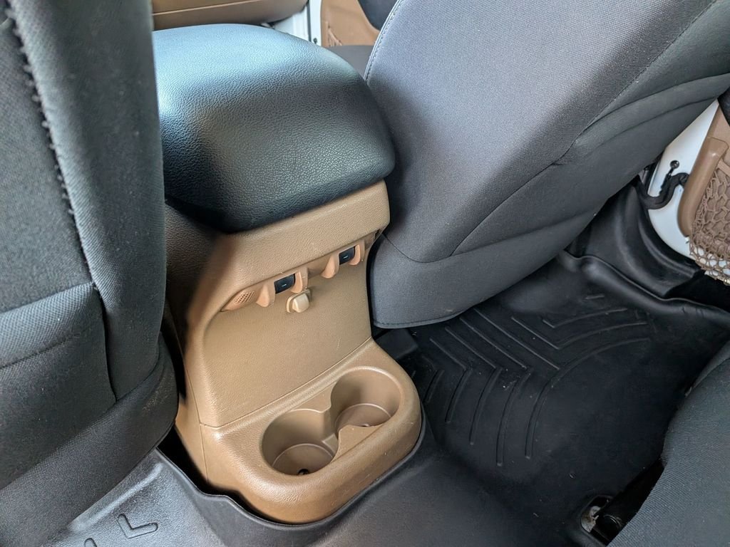 Used 2014 White Jeep Unlimited Sahara image 30