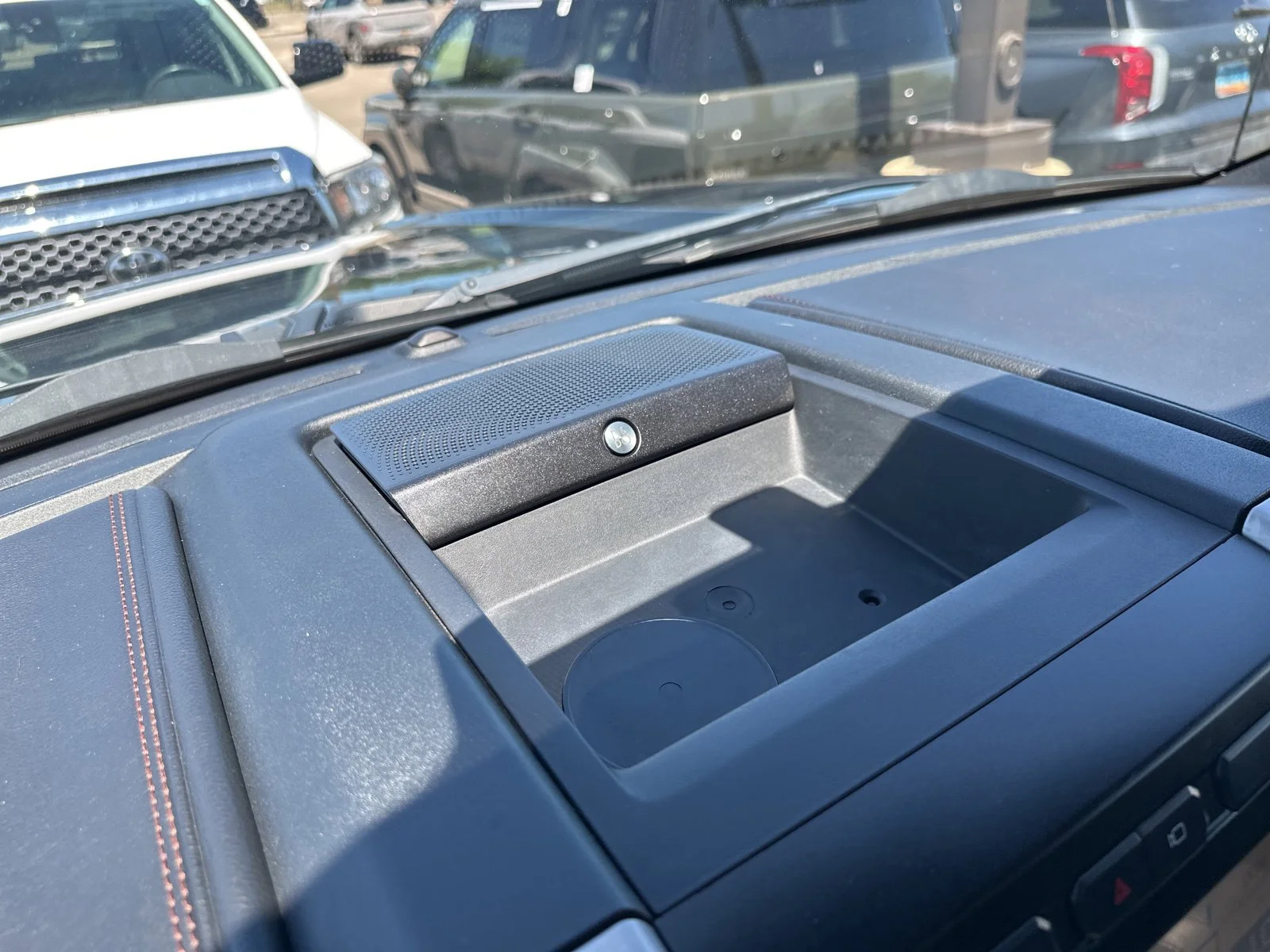 Used 2020 Black Ford Platinum image 56