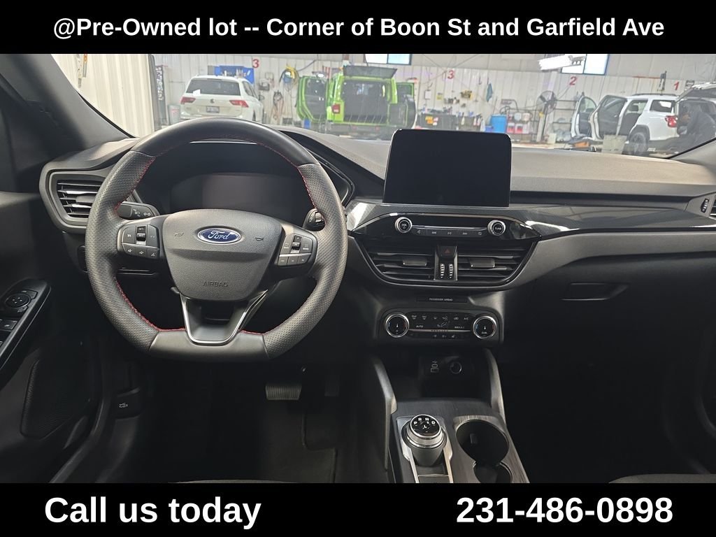 Used 2025 Gray Ford ST-Line Select image 11