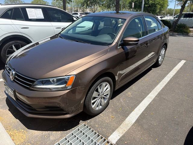 Used 2016 Volkswagen Jetta SE with VIN 3VWD67AJ3GM210046 for sale in Gilbert, AZ
