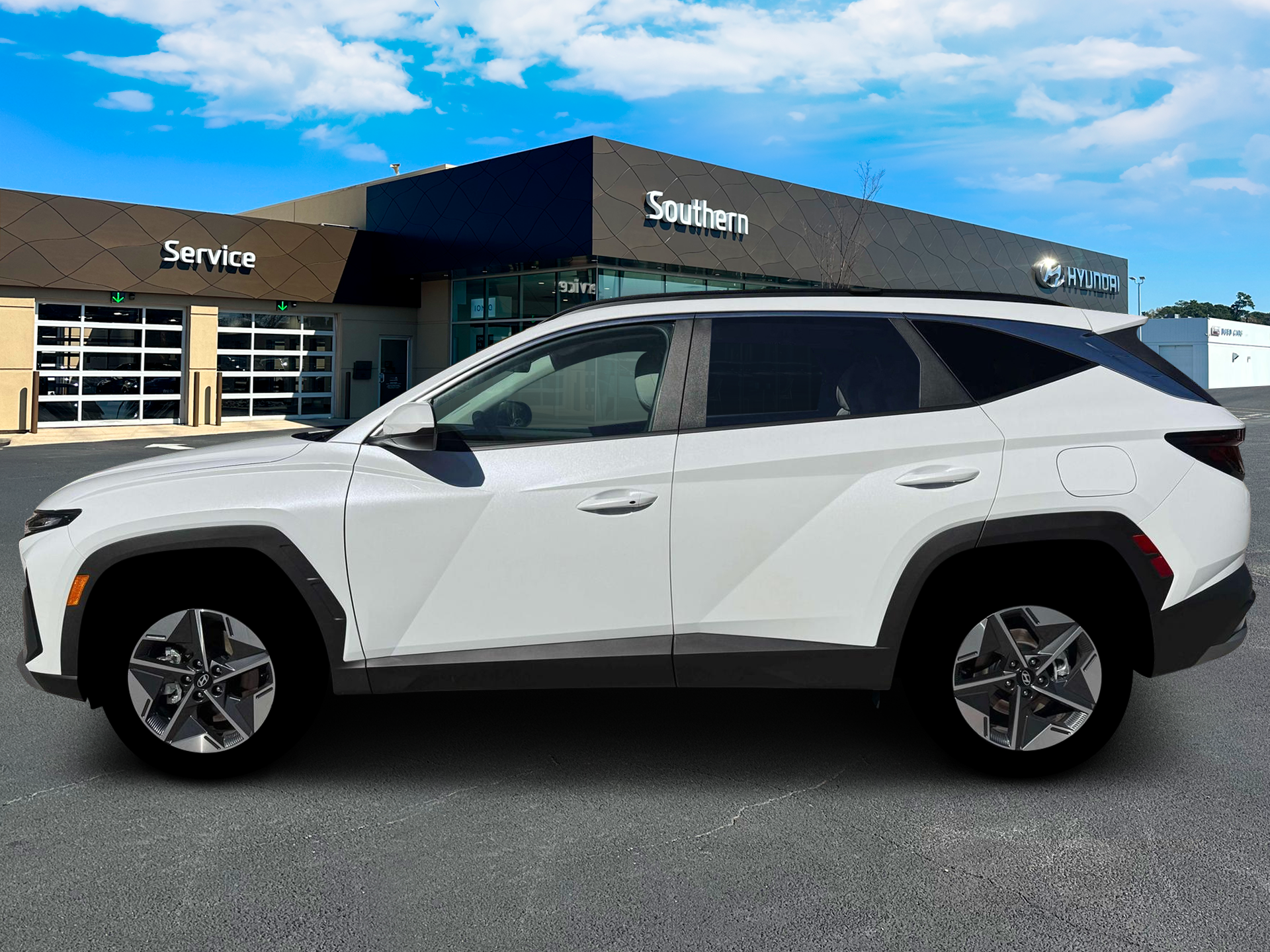 New 2026 White Hyundai SEL AWD image 3