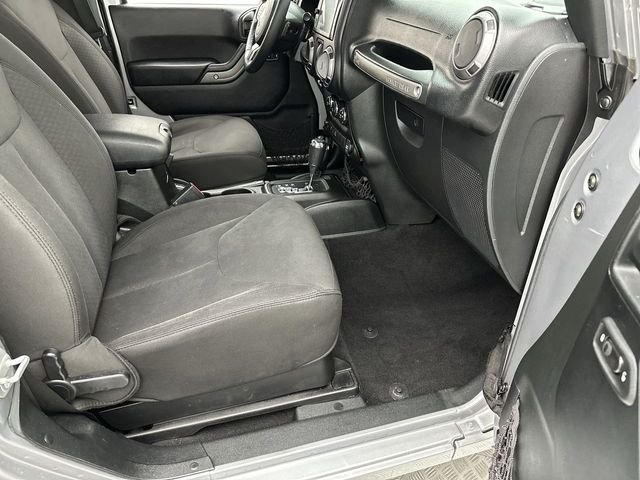 Used 2017 Silver Jeep Sport image 22
