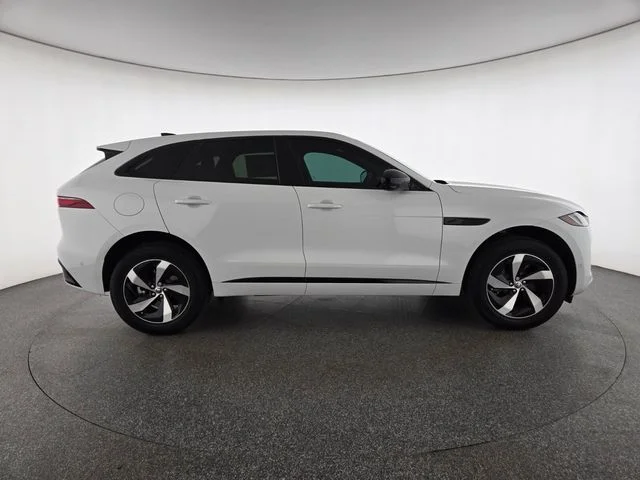 2026 Jaguar F-Pace R-Dynamic S - Photo 6
