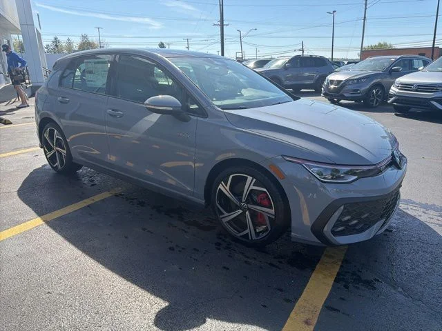 New 2026 Moonstone Gray Volkswagen 2.0T SE image 7