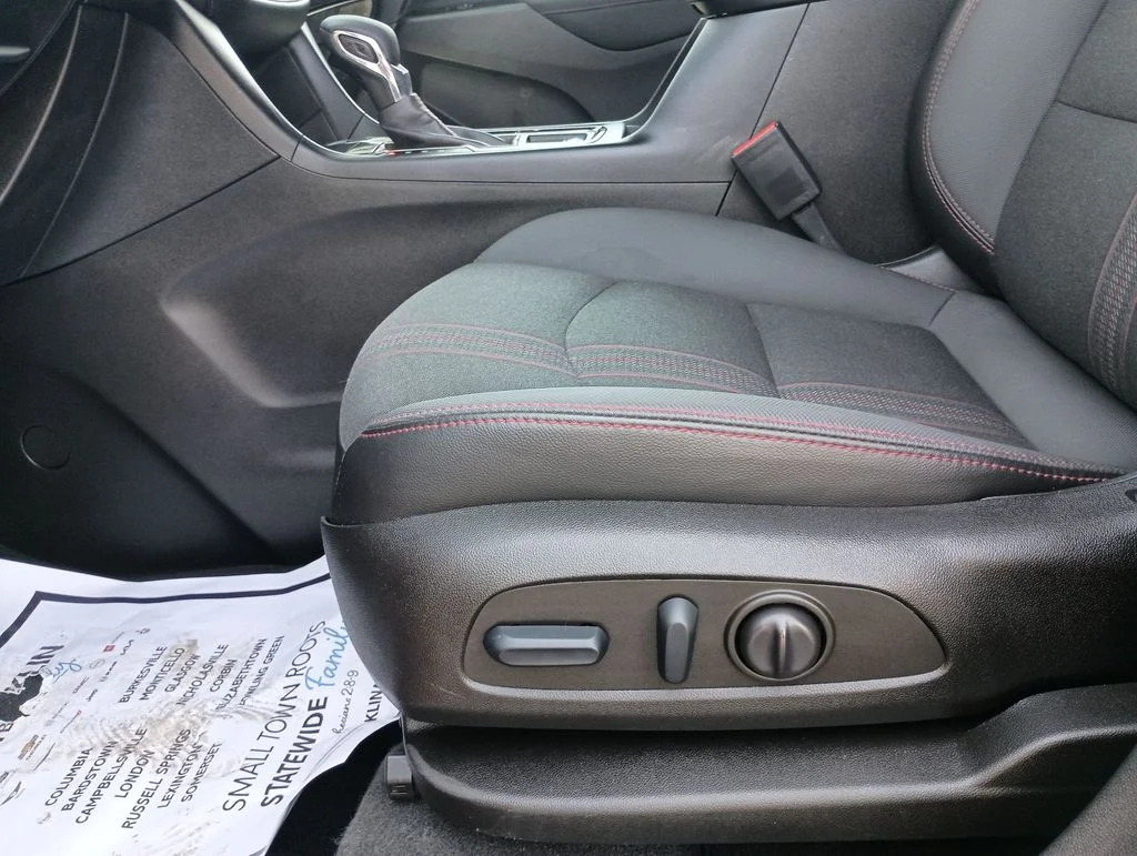 Used 2022 Red Chevrolet RS image 18