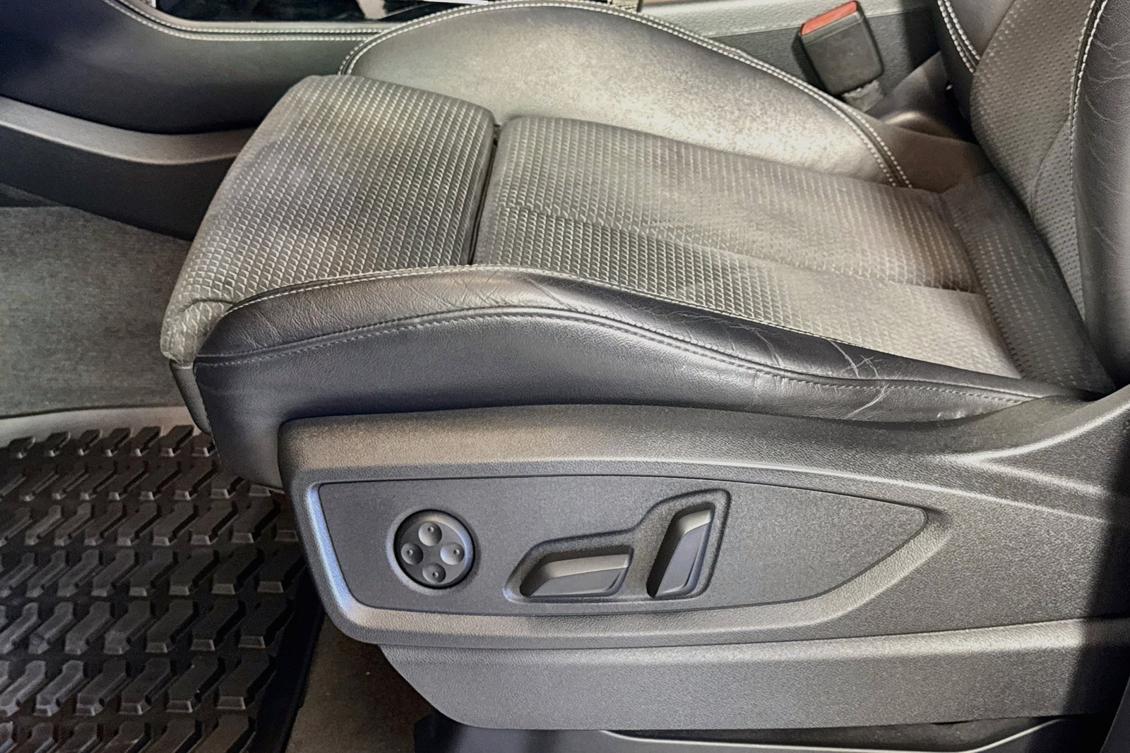 Used 2022 Blue Audi Premium Plus image 18