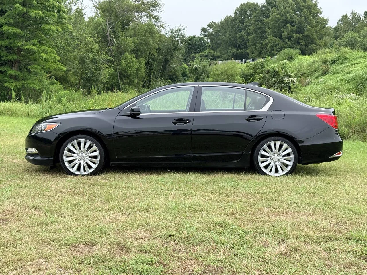 Used 2015 Black Acura w/Tech 4dr Sedan w/Technology Package image 2
