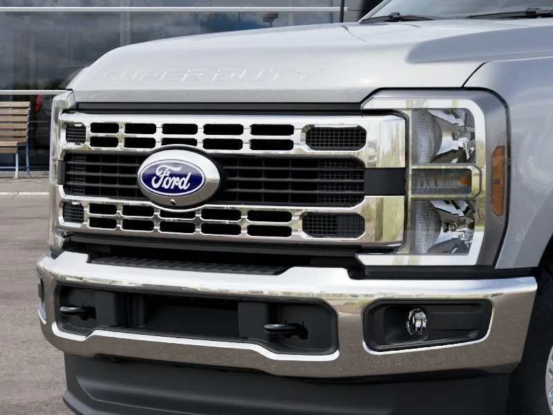 New 2027 Silver Ford XLT image 18